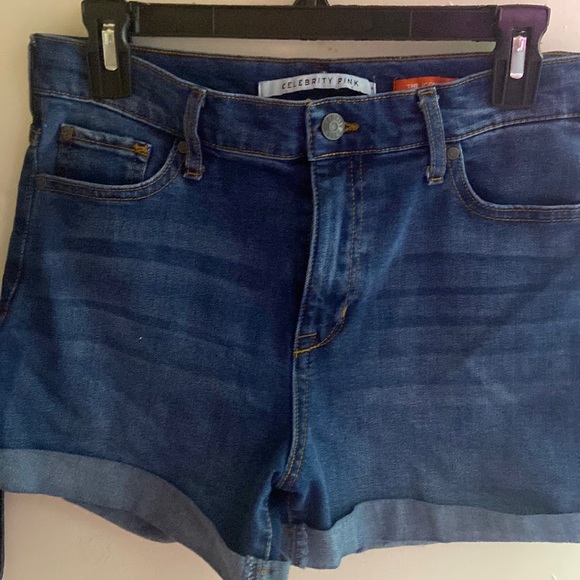 Celebrity pink jean Shorts - Picture 1 of 6